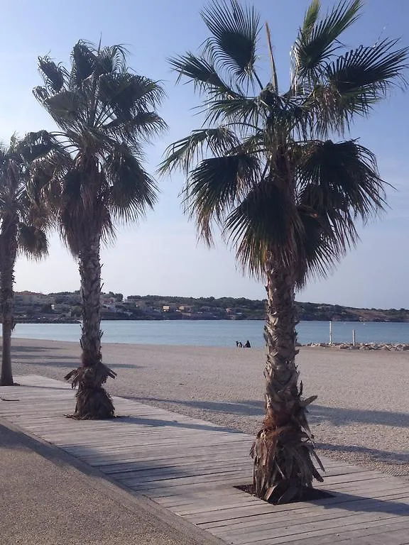 Les Lones Apartment Six-Fours-les-Plages France